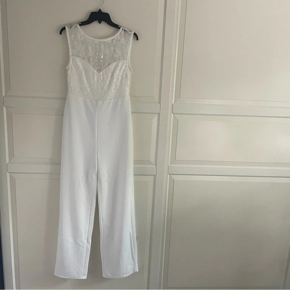 New! Lulus Romantic Inclinations Lace Backless Wide-Leg Jumpsuit 33103 - Picture 2 of 10